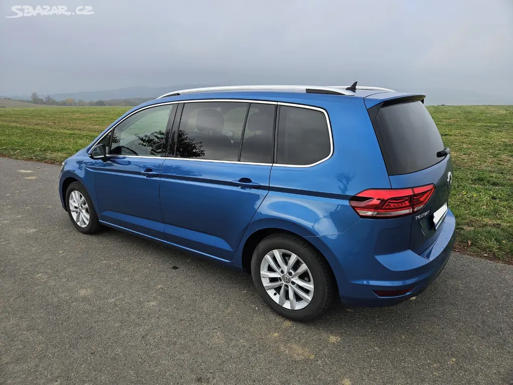 Volkswagen Touran, HIGHLINE 2.0 TDI, DSG, tažné - fotka 2