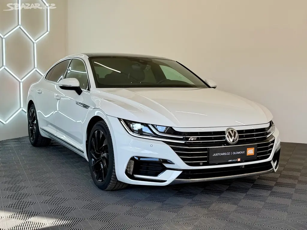 Volkswagen Arteon, 2.0TSi R-Line/VIRTUAL/DCC/ACC - fotka 4