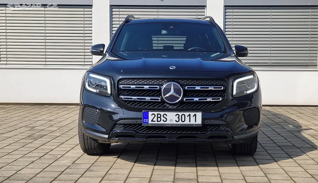 Mercedes-Benz GLB, 250, 165 kW - fotka 2