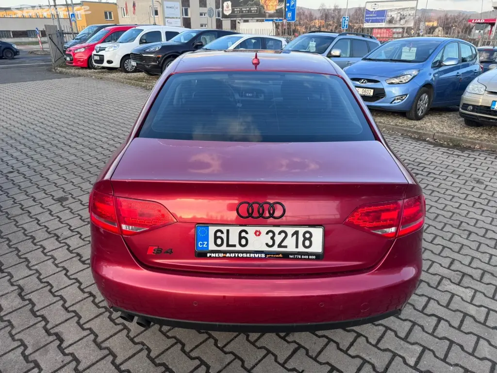 Audi A4, QUATTRO 2,0 TDI 105 KW ROZVODY - fotka 5