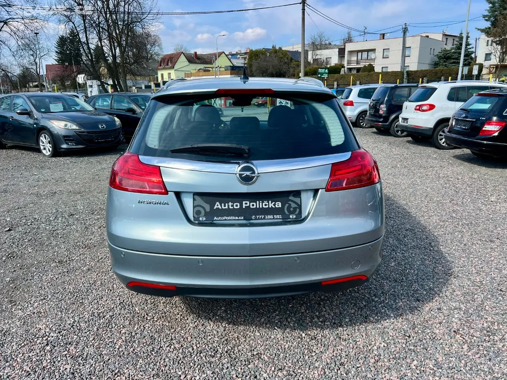 Opel Insignia 1.8i 103 kW Navi,Výhřevy,Stav,Servis - fotka 6