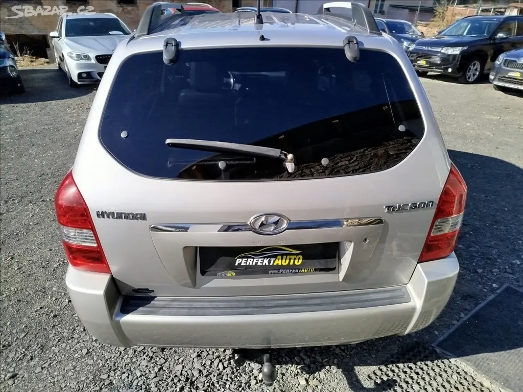 Hyundai Tucson, 2,0 i 104kW, BOHATÁ VÝBAVA - fotka 5