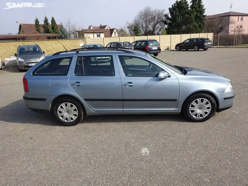 Škoda Octavia 1.9 TDI Combi r.v.2007 (77kw)tk:1/27 - fotka 3