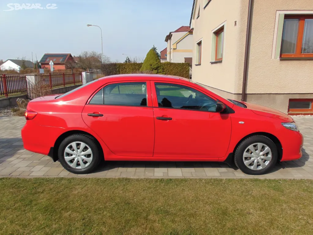 Toyota COROLLA 1.4 BA,PŮVOD ČR,KLIMA,VYHŘ.SEDAČKY - fotka 4