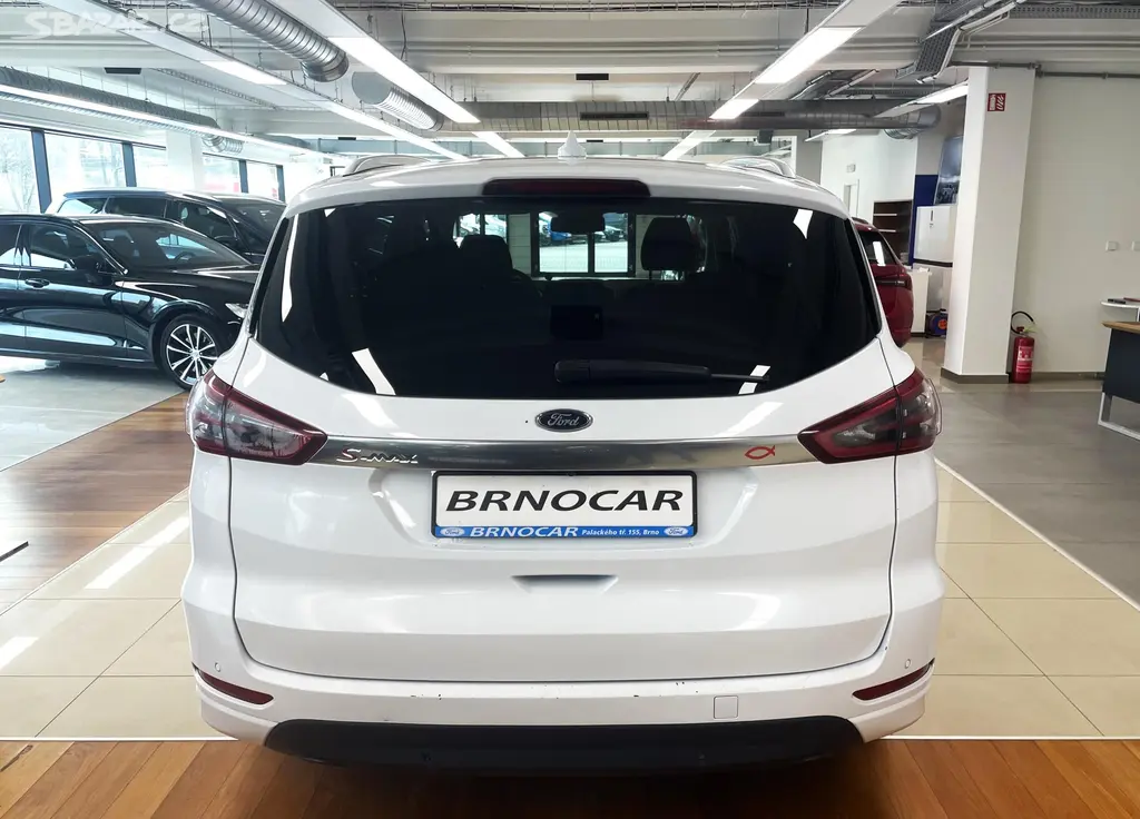 Ford S-MAX, Titanium 2,0D 110kW 7 MÍST, ČR - fotka 5
