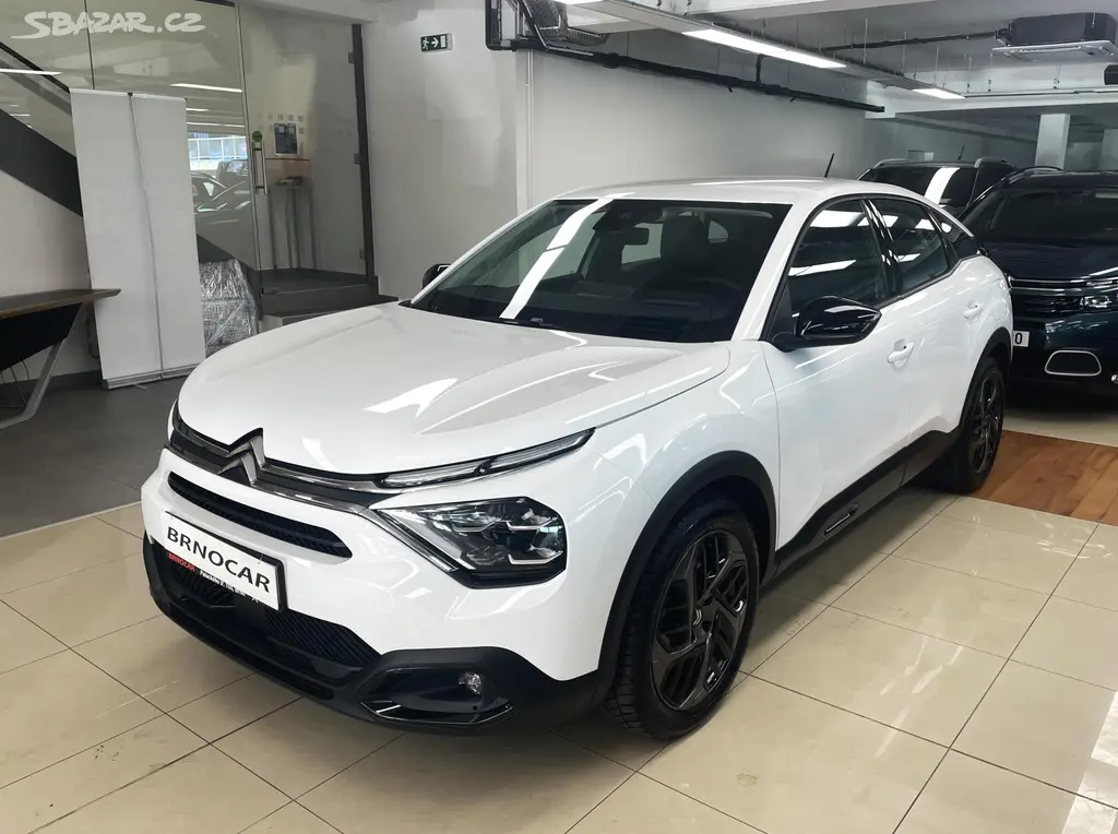 Citroën C4, PLUS 1.2 PT Hybrid 130S&S EAT8 - fotka 3