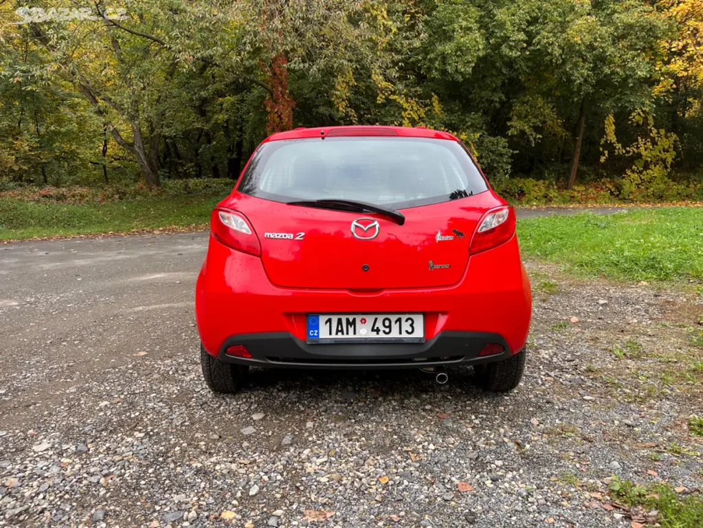 Mazda 2 (2010) - fotka 6