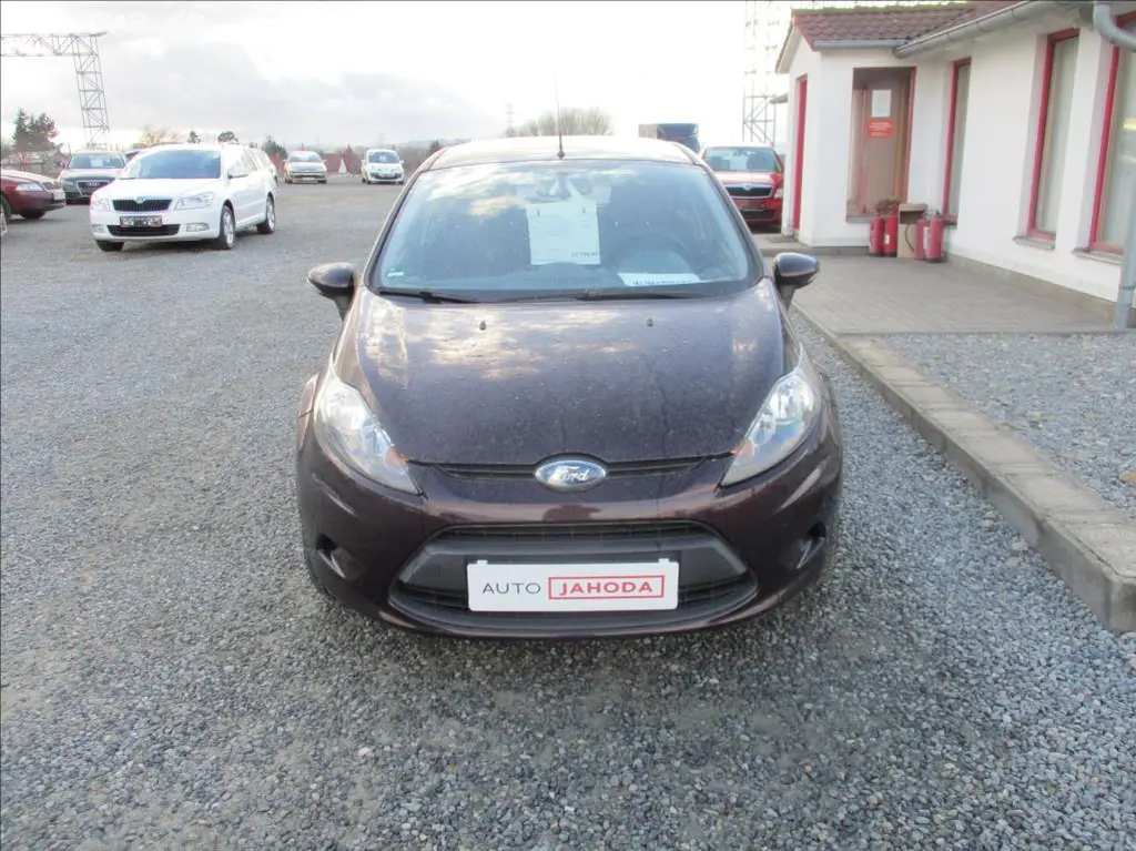 Ford Fiesta, 1,3 i, klimatizace, - fotka 2