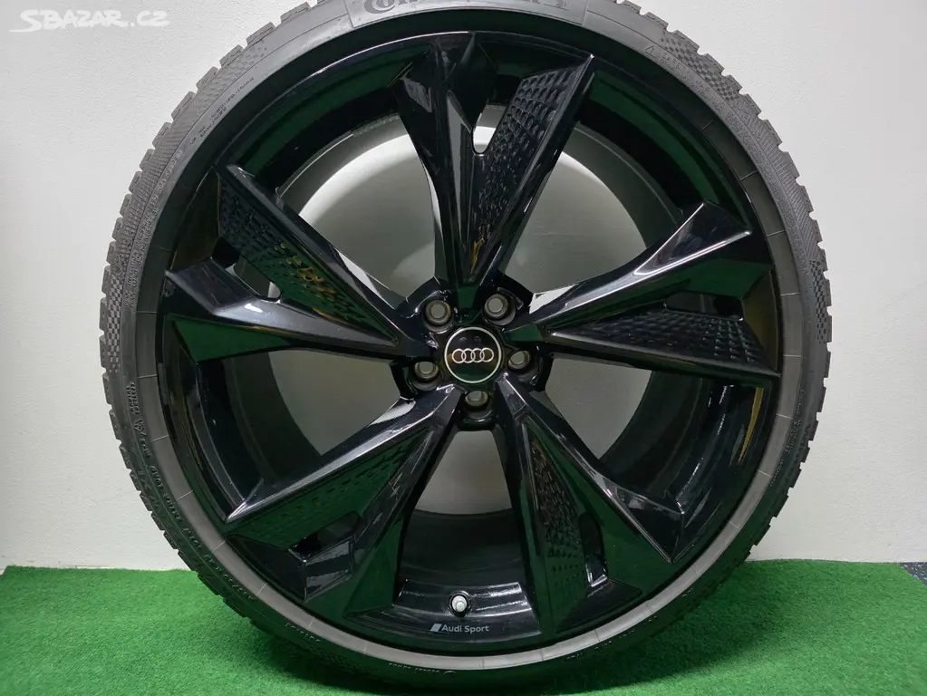 Audi RS6 RS7 Alu kola 22 Letní 4K0601025DG černé