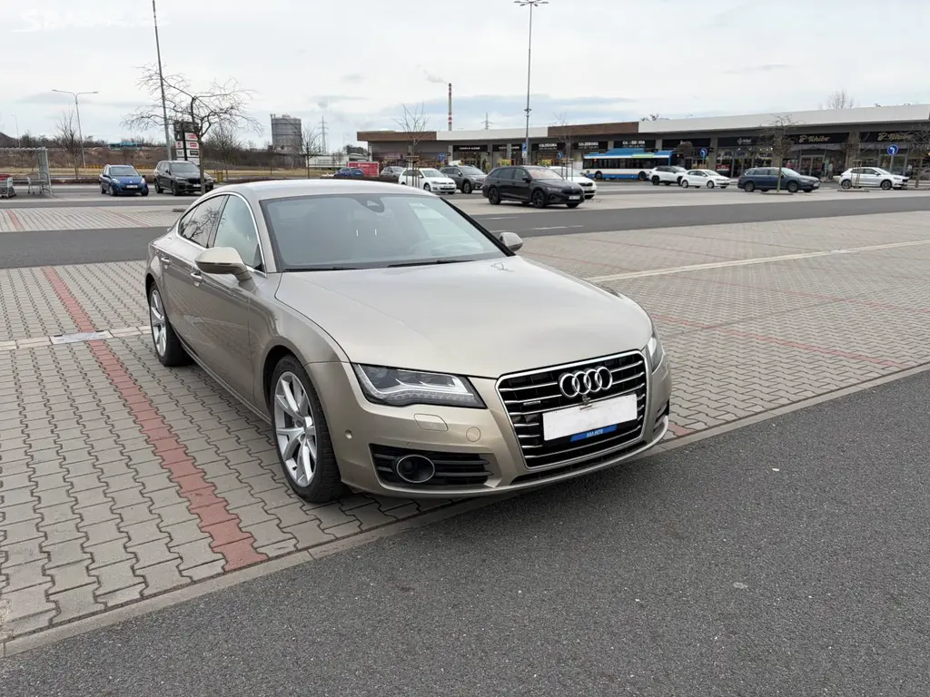 Audi A7 3.0 TFSi 220kw max výbava serviska DPH