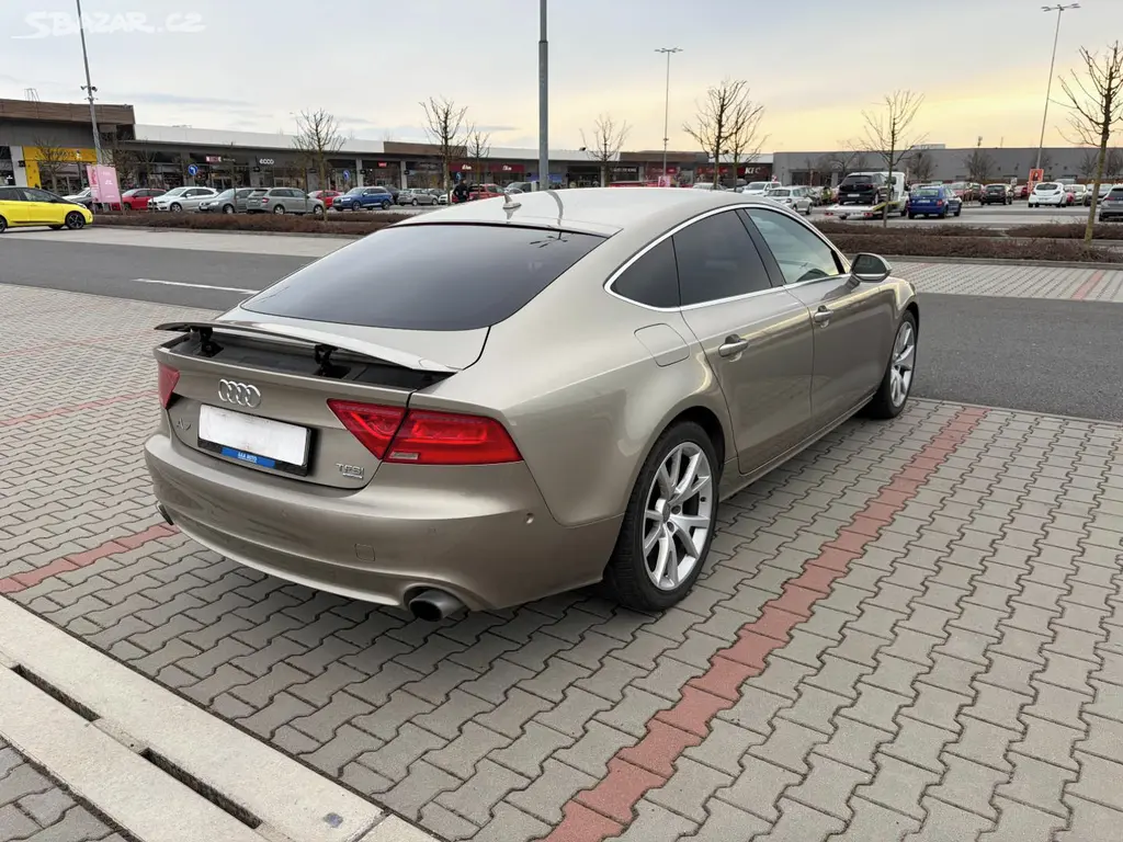Audi A7 3.0 TFSi 220kw max výbava serviska DPH - fotka 3