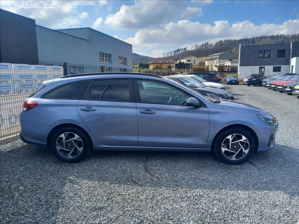 Hyundai i30, 1,5 l SMART - fotka 5