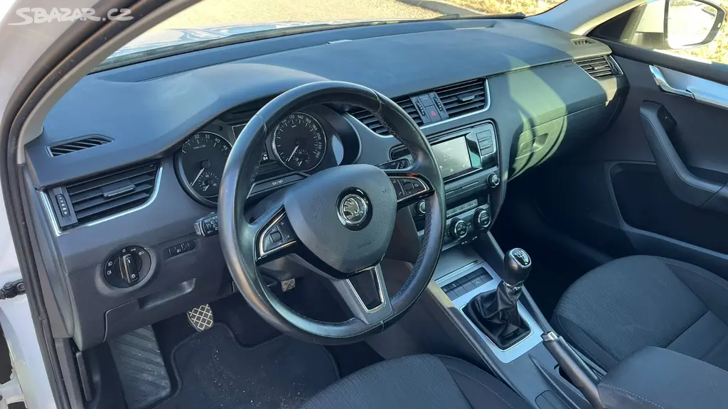 Škoda Octavia Combi 1.6 TDI 81 kW, STYLE, 2017 - fotka 4