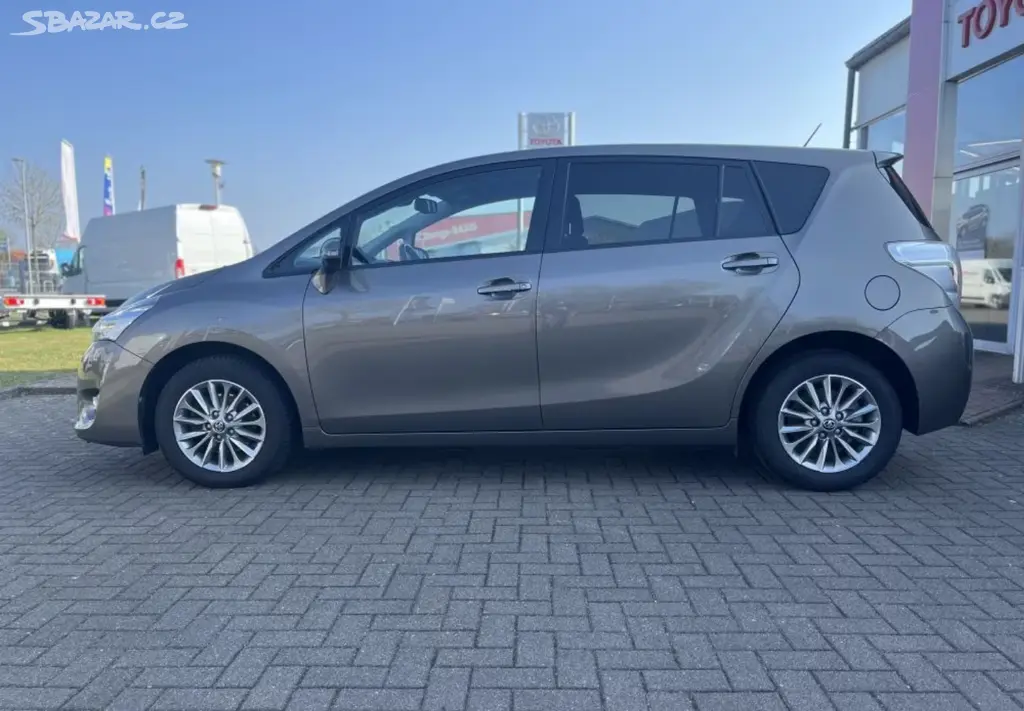Toyota Verso 1.8i Edition-S benzín 108kw - fotka 2