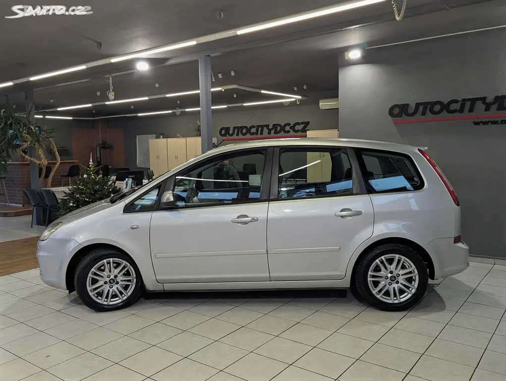 Ford C-MAX, 1.8 TDCi 85kW GHIA, PDC, TEMP - fotka 6