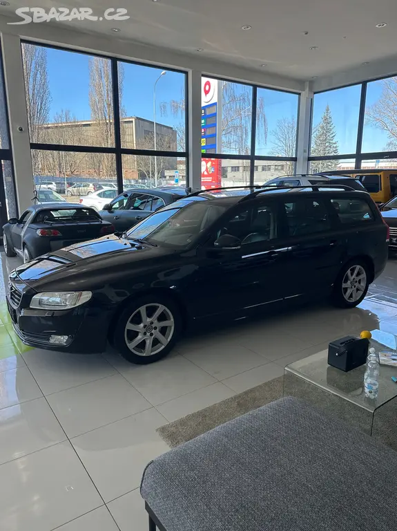 Volvo V70, 2.0 Diesel - fotka 2