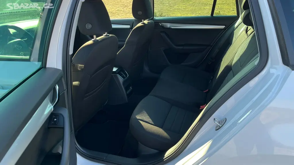 Škoda Octavia Combi 1.6 TDI 81 kW, STYLE, 2017 - fotka 5