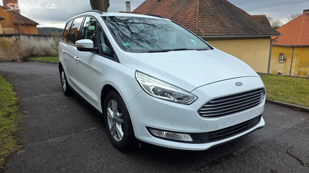 Ford Galaxy 2.0 TDCi 150 PS automat | 7 míst | LED - fotka 4