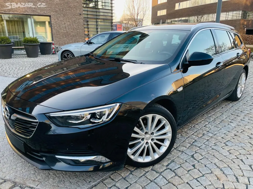 Opel Insignia, 2.0CDTi KAMERA VÝHŘEV SERVISKA - fotka 2