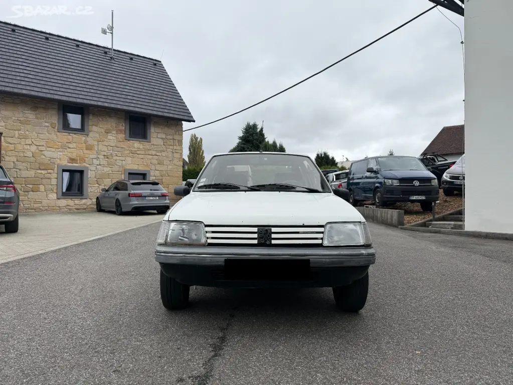 Peugeot 205 1.9 TD 51 kW - fotka 2
