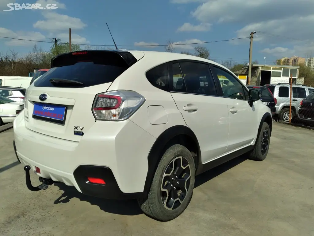 SUBARU XV 2.0 D AWD MANUÁL - fotka 2