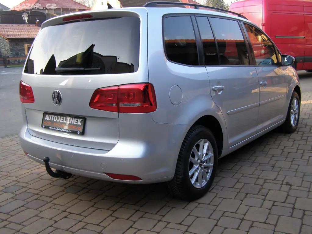 Volkswagen Touran 1.2TSI 77KW po STK - fotka 5