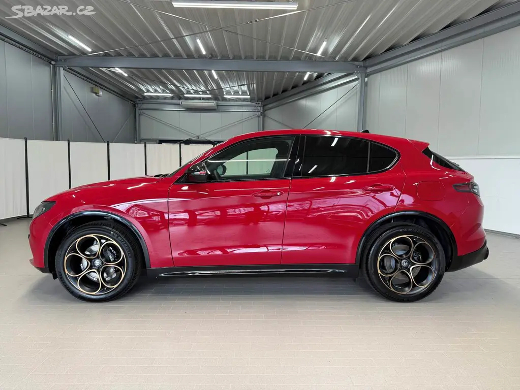 Alfa Romeo Stelvio, 2.0 Turbo 280k Q4 AT8 INTENSA - fotka 2