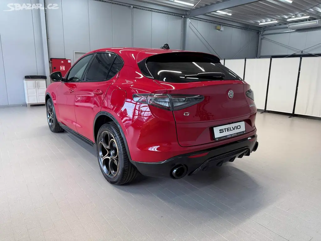 Alfa Romeo Stelvio, 2.0 Turbo 280k Q4 AT8 INTENSA - fotka 3