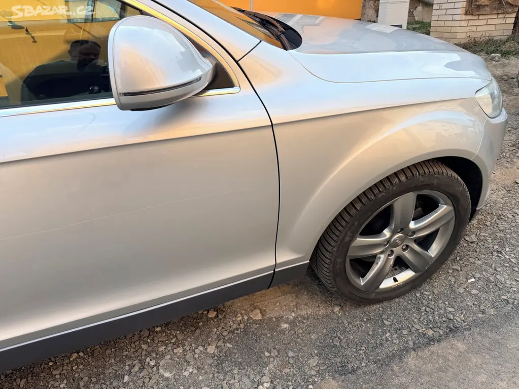 Audi Q7 4.2L TDI, 6 Míst - fotka 4