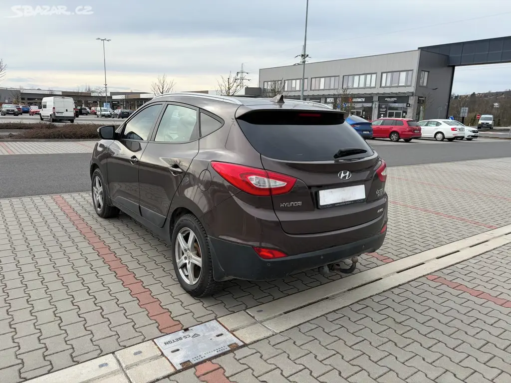 Hyundai IX35 2.0 CRDi 100kw 4x4 ČR DPH - fotka 5