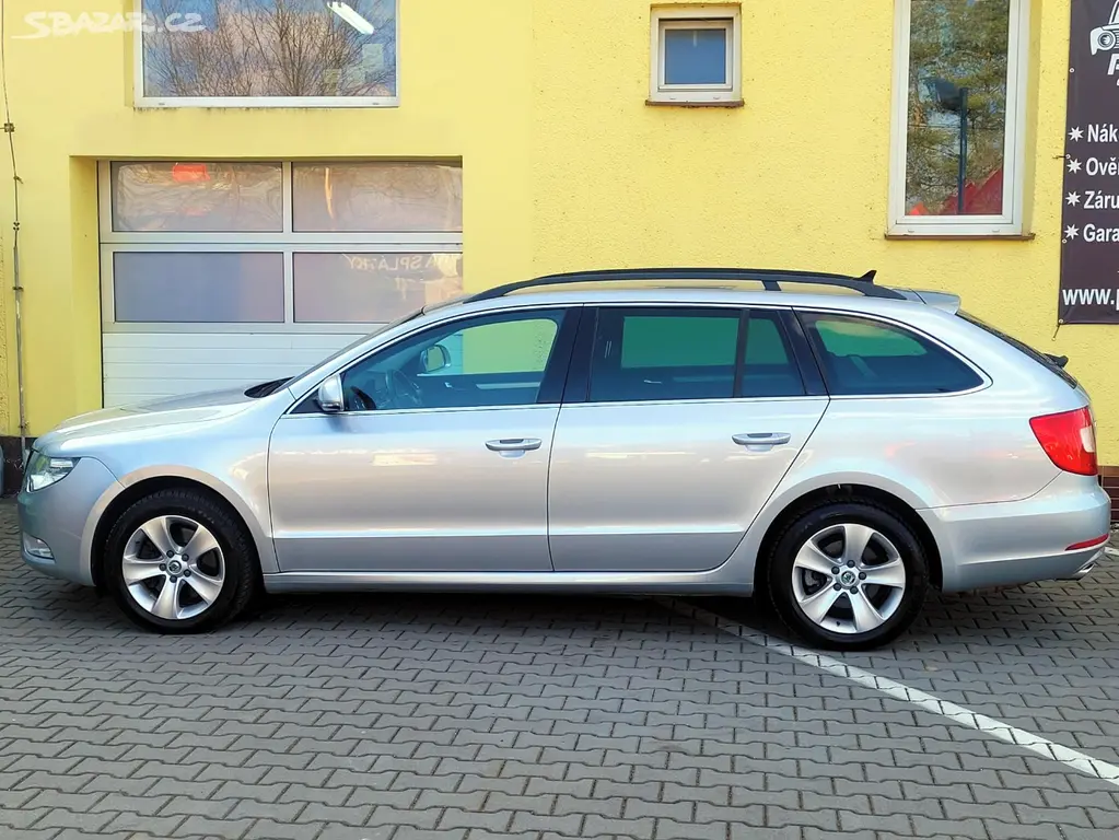Škoda Superb, 1,8 TSi 1.maj, NOVÉ ROZVODY - fotka 6