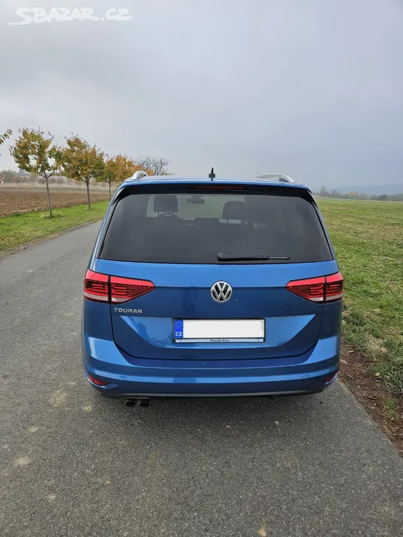 Volkswagen Touran, HIGHLINE 2.0 TDI, DSG, tažné - fotka 3