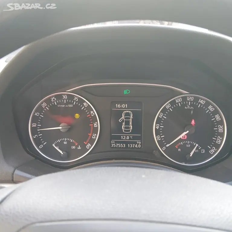 Škoda Octavia II, 1.6 Tdi 77kw - fotka 6