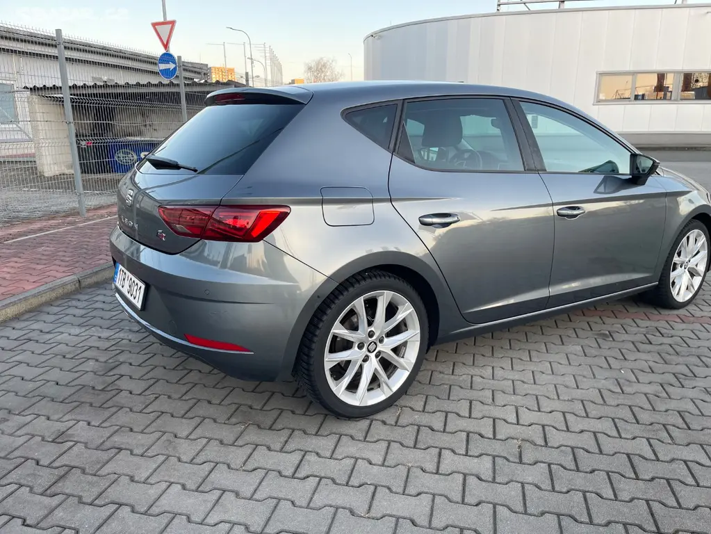 Seat Leon 1.4 tsi 92kw - fotka 2