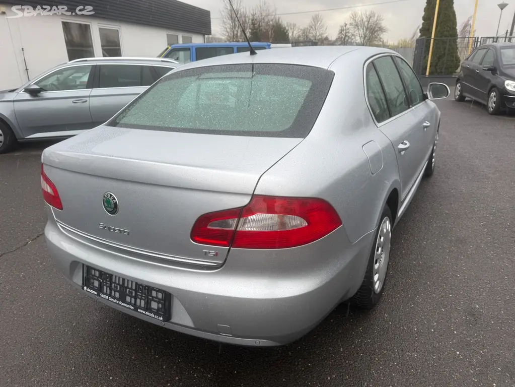 Škoda Superb 1.8 TSI 118 KW, 76 000 km !! VÝBAVA - fotka 5