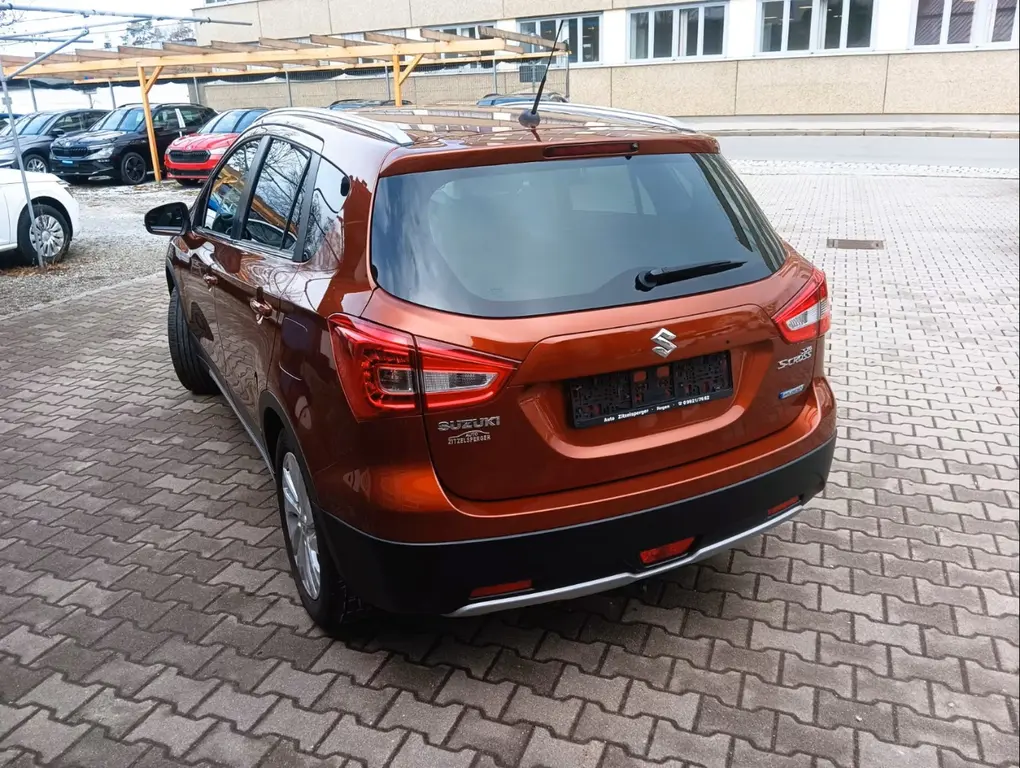 Suzuki SX4 S-Cross 1.4 Comfort 4x2 - 129 PS - fotka 4