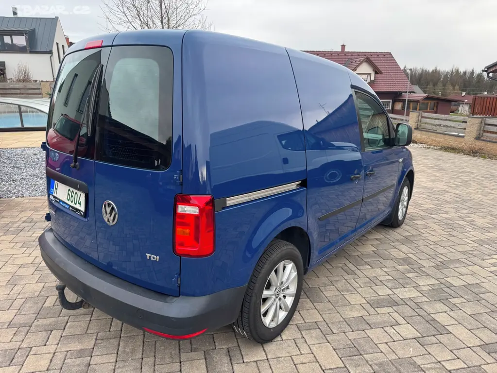 Volkswagen Caddy 2,0 TDi 75kW Webasto 2017 - fotka 5