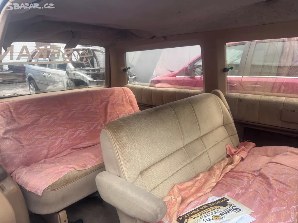 Chrysler Grand Voyager 1 model 1988 3,0 V6 - fotka 5