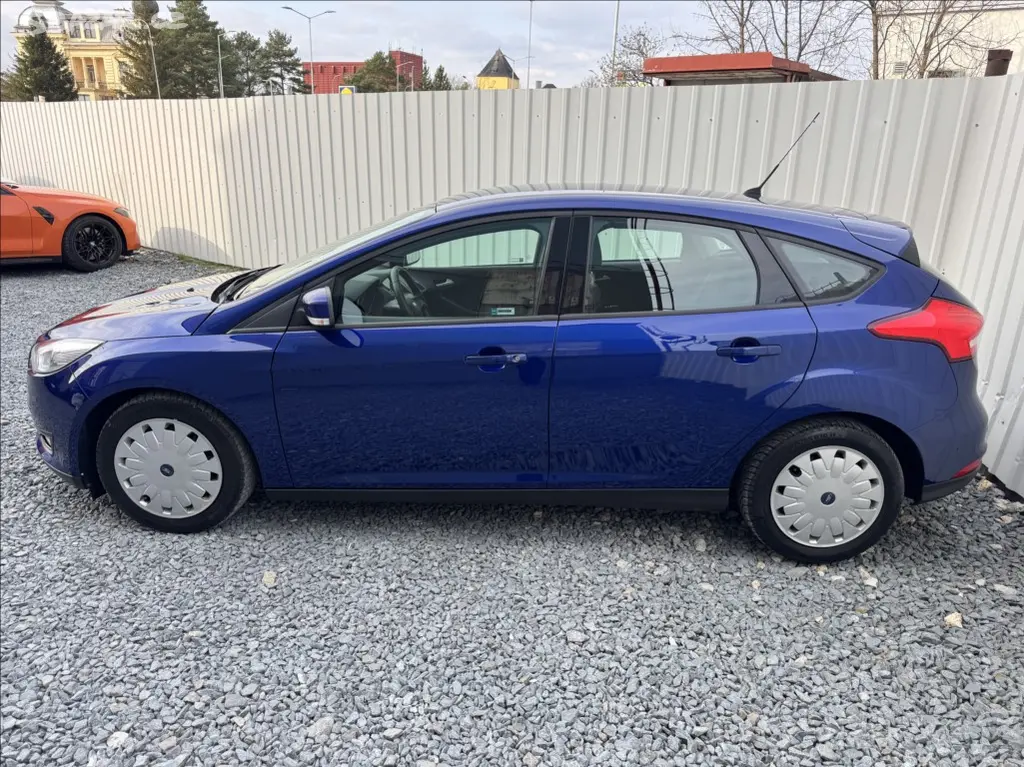 Ford Focus, 1,5 TDCi 77kW NAVIGACE - fotka 4