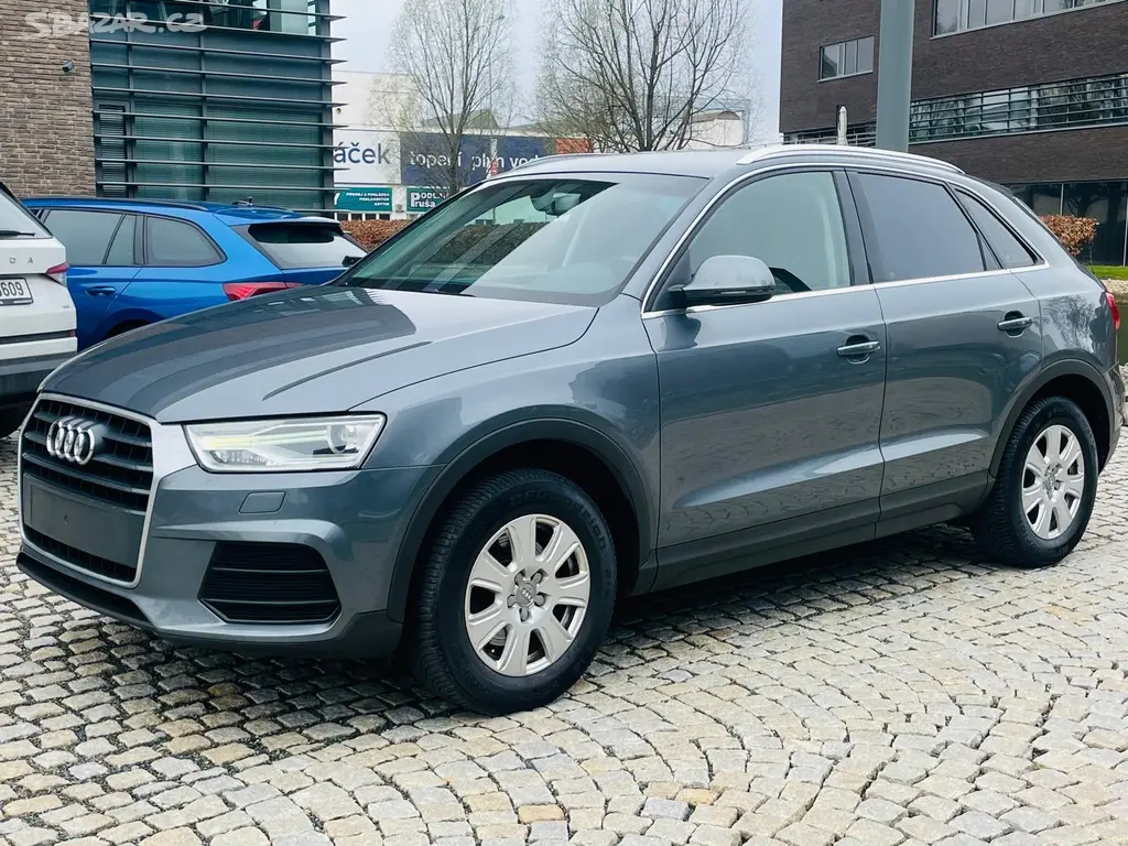 Audi Q3, 1.4TFSI MAN SERVISKA TAŽNÉ - fotka 5