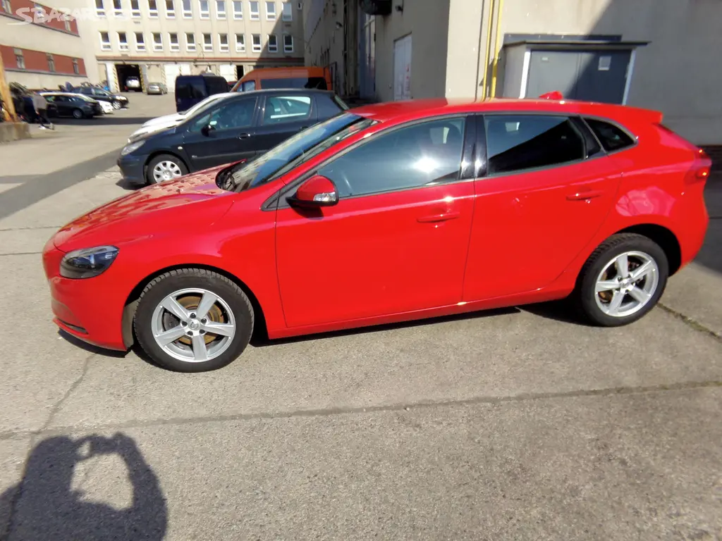 Volvo V40, 2.0 - fotka 2