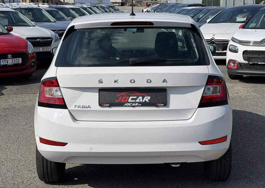 Škoda Fabia 1.0MPi 44kw TEMPOMAT KLIMA manuální - fotka 6