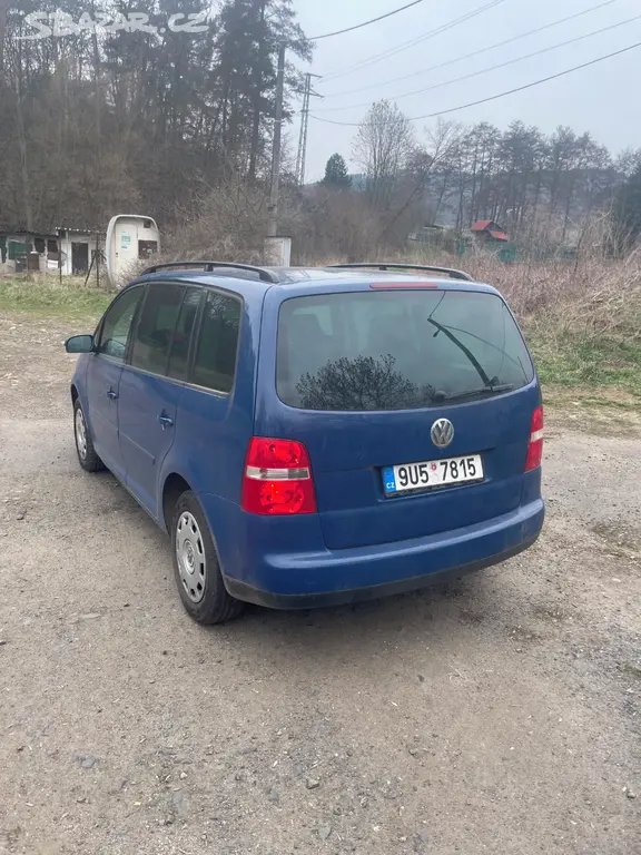 Volkswagen Touran 1.6 - fotka 5
