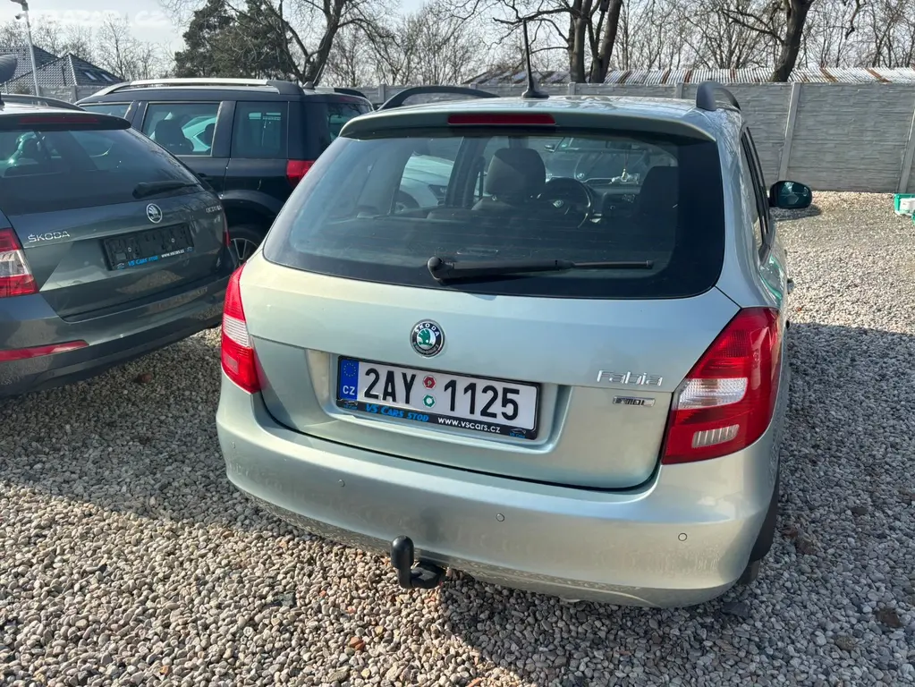 Škoda Fabia 1.6 Tdi 55kw r.v.2012, Serviska - fotka 6