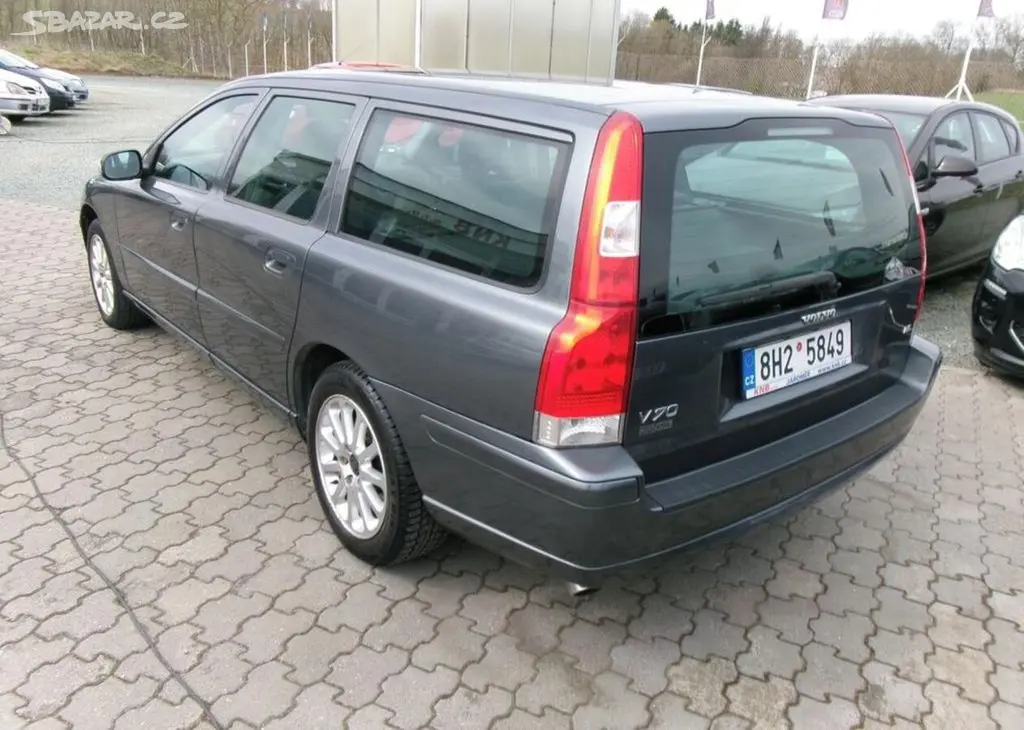 Volvo V70 2.4D 136kw,aut klima. nafta automatická - fotka 5