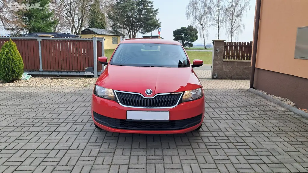 Škoda Rapid, Spaceback 1.0 TSI ČR - fotka 2