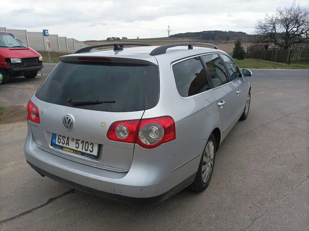 Volkswagen Passat - fotka 2