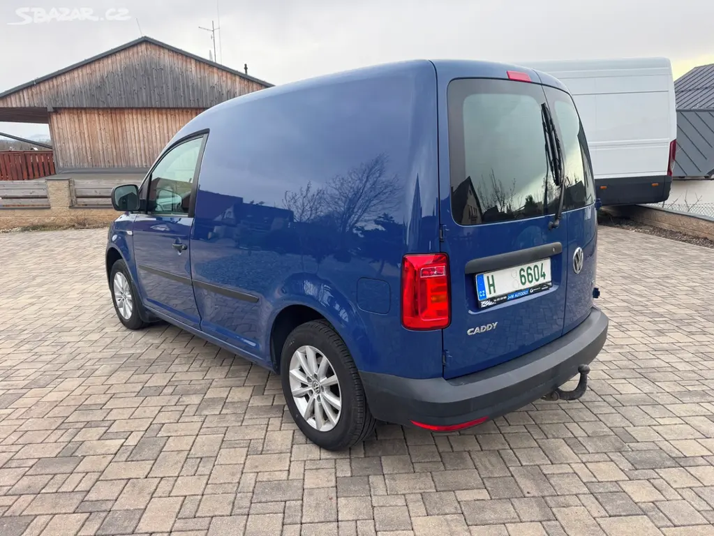 Volkswagen Caddy 2,0 TDi 75kW Webasto 2017 - fotka 3