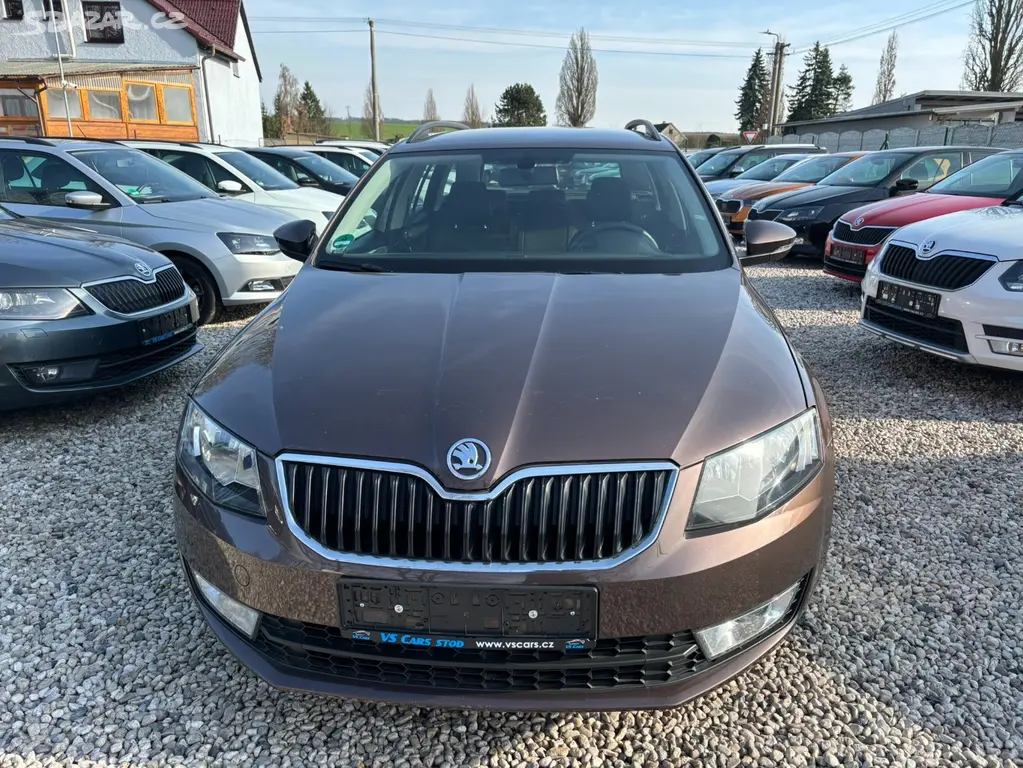 Škoda Octavia 1.4 Tsi 103kw r.v. 2014 Serviska - fotka 2