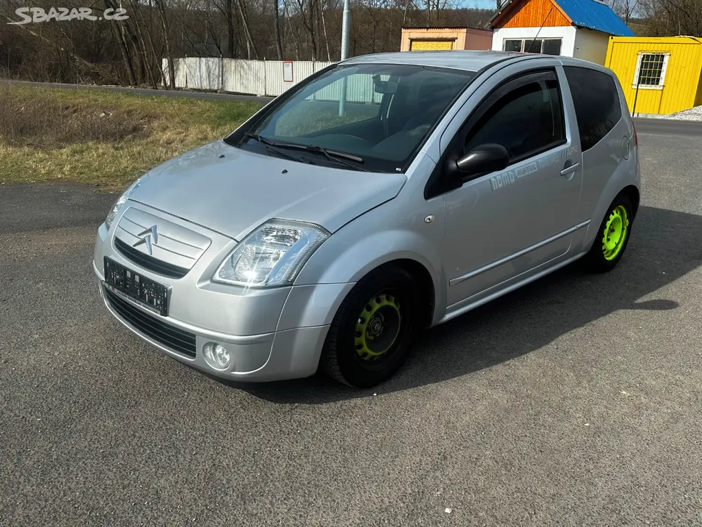 Citroen C2 1.4i, r.2005, serviska, klima, stk